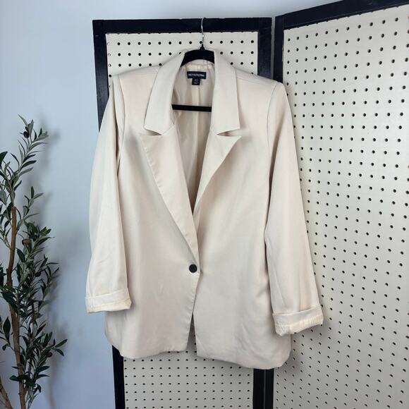 PrettyLittleThing Oversized Blazer Jacket Neutral Cream Women’s 4 - Picture 1 of 7